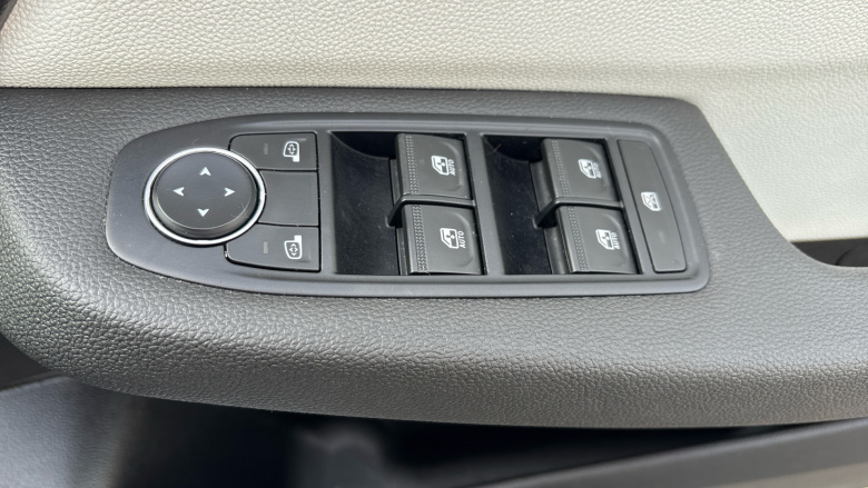 Renault Clio 1.6 E-TECH full hybrid 145 Techno 5dr Auto Hybrid Hatchback